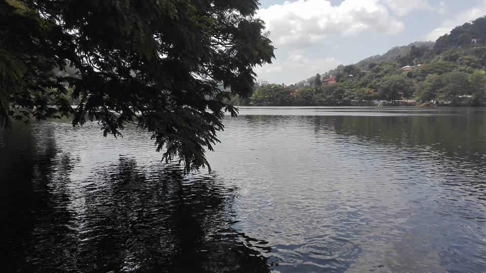lago di Kandy 