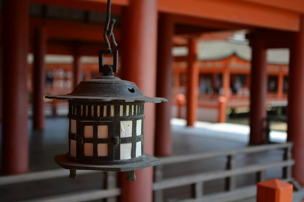 particolare del santuario di Itsukushima 