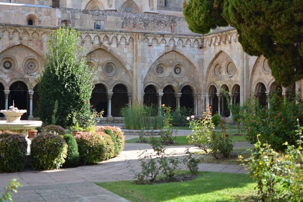 interno della cattedrale di Tarragona