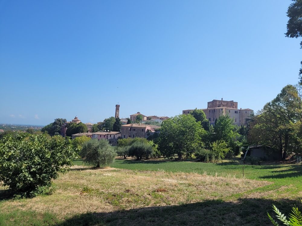 vista del borgo medievale di Santarcangelo 